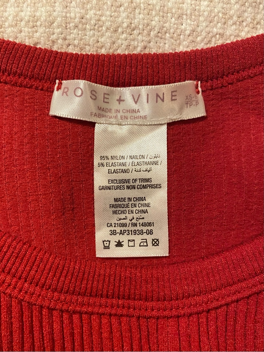 Essential Ribbed Red Crop Tank - Picture 2 of 5